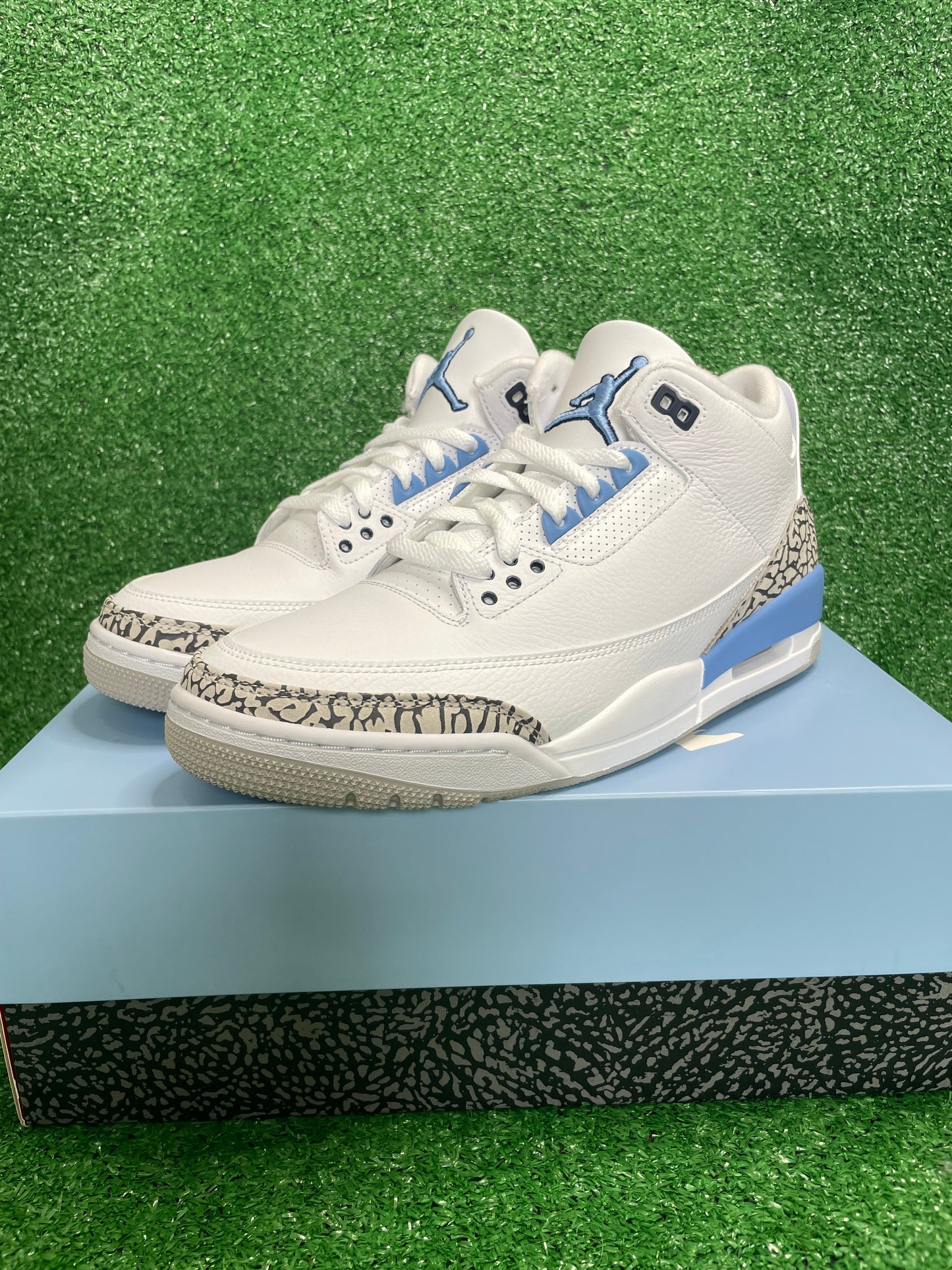 Jordan 3 Retro UNC (2020)